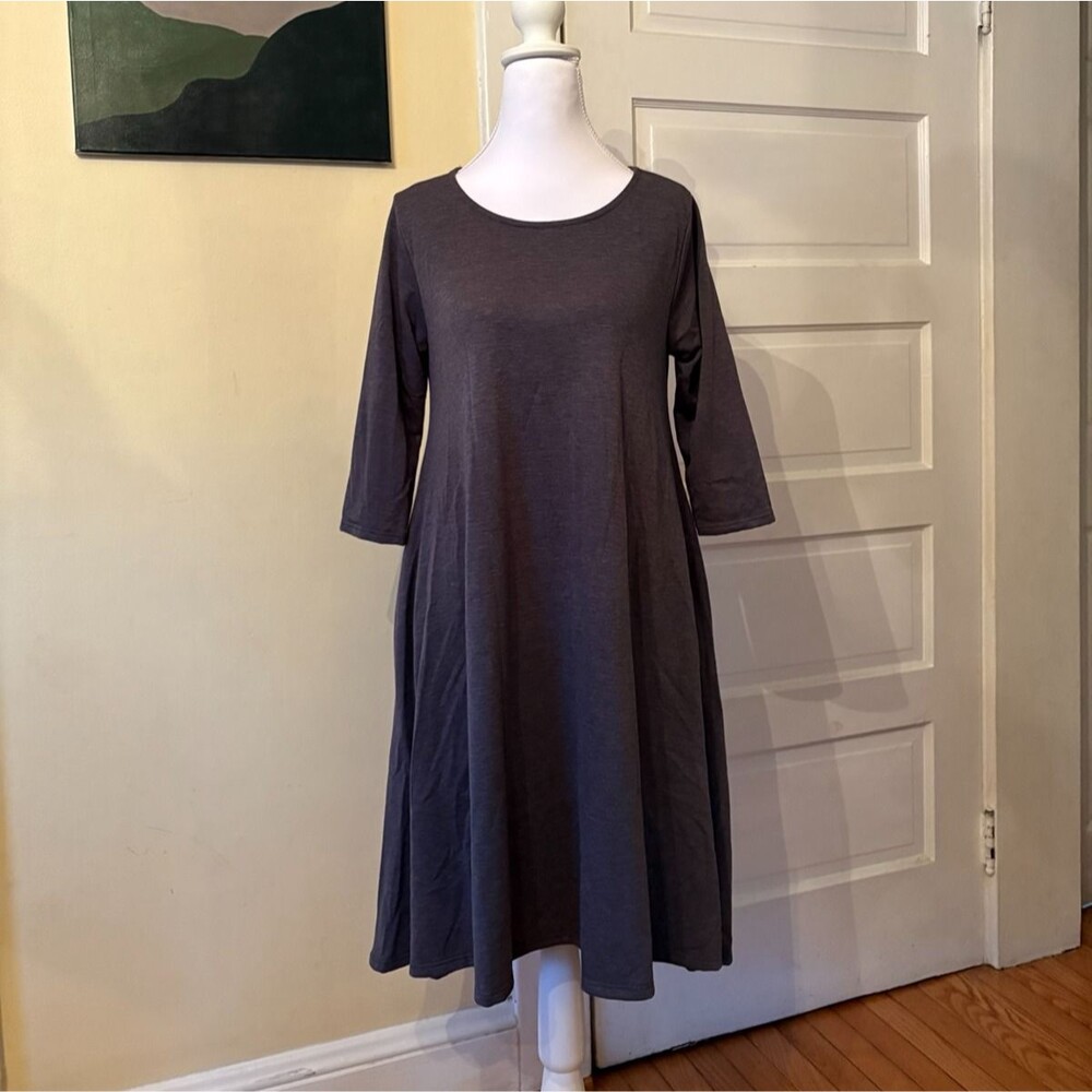 Woman's gray dress midi pockets 3/4 sleeve asymmetrical hem scoop neck Joplin